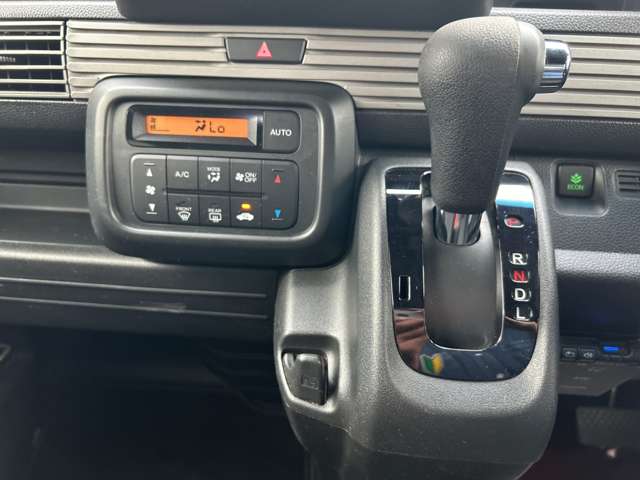 Honda N-VAN 7