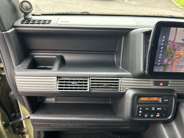 Honda N-VAN 10