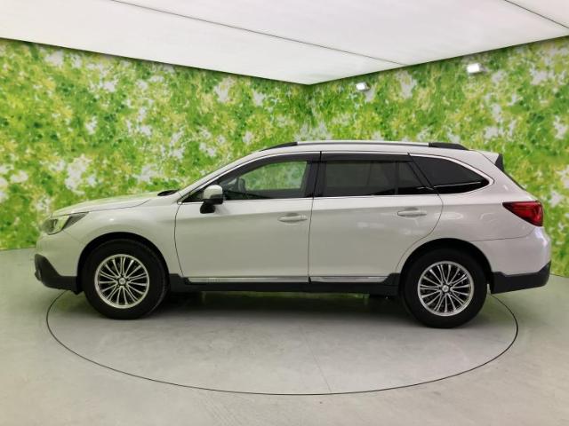 Subaru Legacy Outback 5