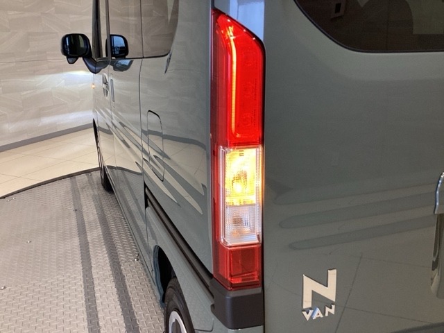 Honda N-VAN 12