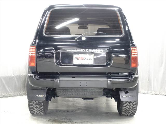 Toyota Land Cruiser 80 11