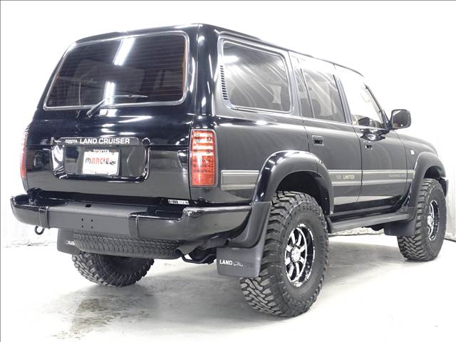 Toyota Land Cruiser 80 12
