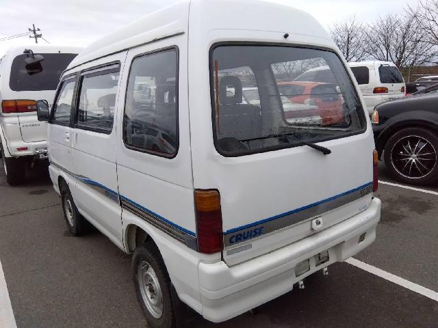 Daihatsu Atrai 2