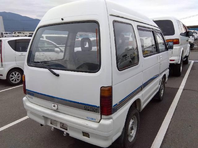 Daihatsu Atrai 5