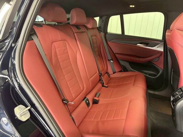 BMW X4 8