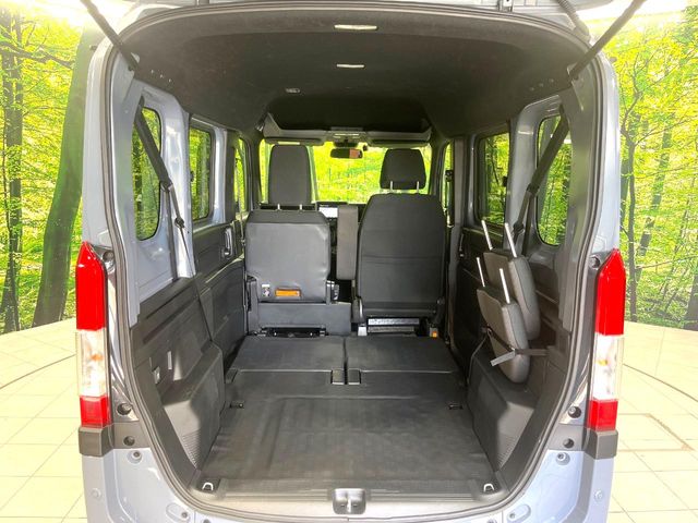 Honda N-VAN 10