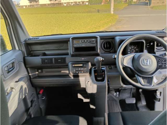 Honda N-VAN 12