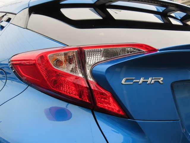 Toyota C-HR 11