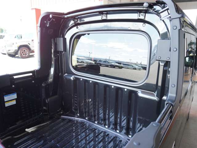 Daihatsu Hijet Deck Van 5