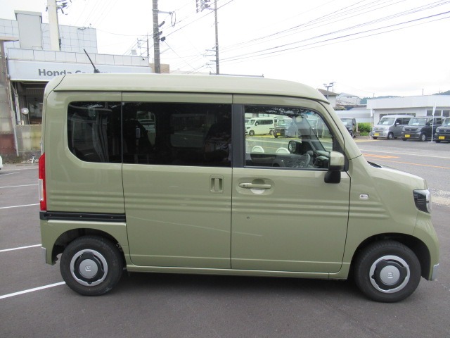 Honda N-VAN 4