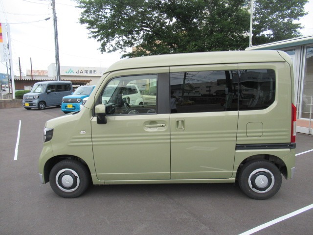 Honda N-VAN 5