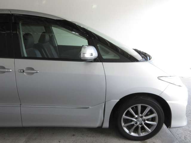 Toyota Estima 11