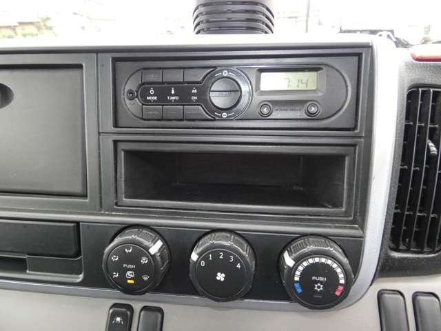 Mitsubishi Fuso Canter 11