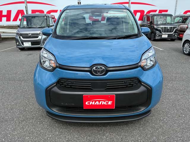 Toyota Sienta 8