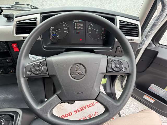 Mitsubishi Fuso Fighter 9