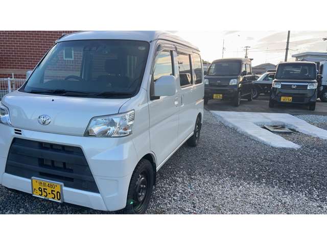 Toyota Pixis Van 3