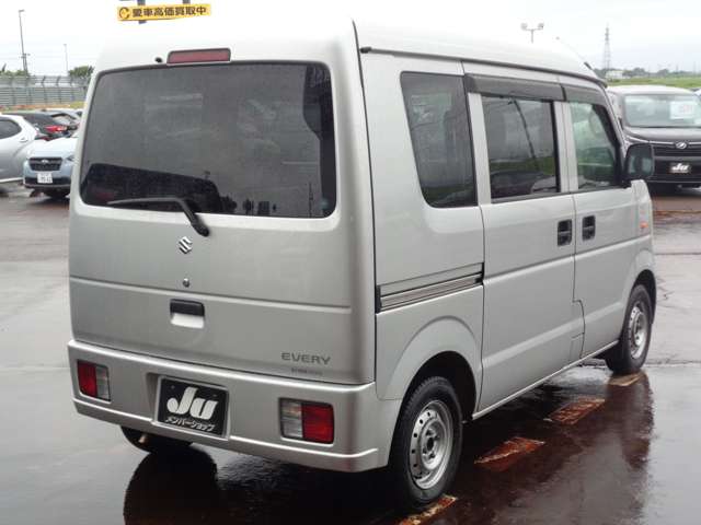 Suzuki Every 5