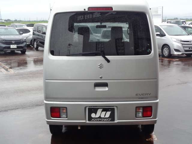 Suzuki Every 6