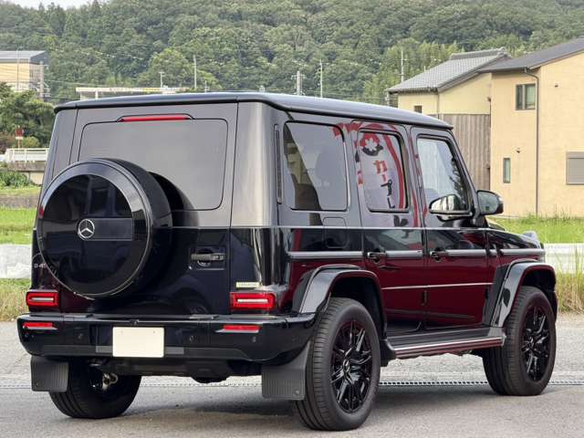 Mercedes-Benz G-Class 2