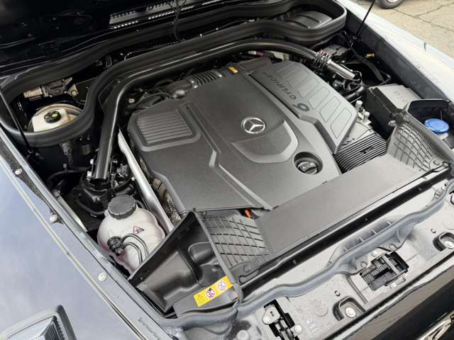 Mercedes-Benz G-Class 4