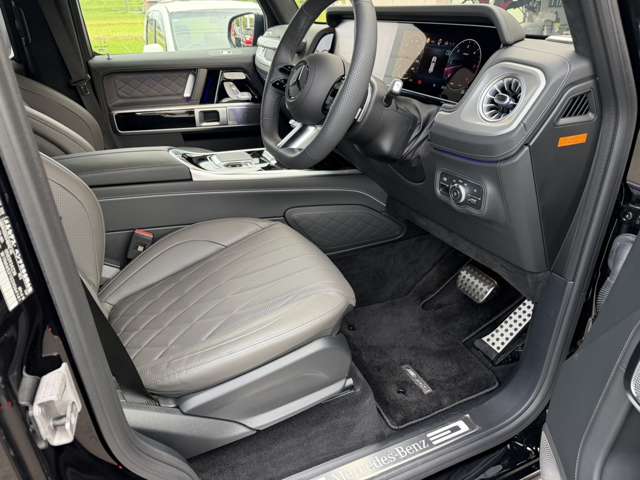 Mercedes-Benz G-Class 9