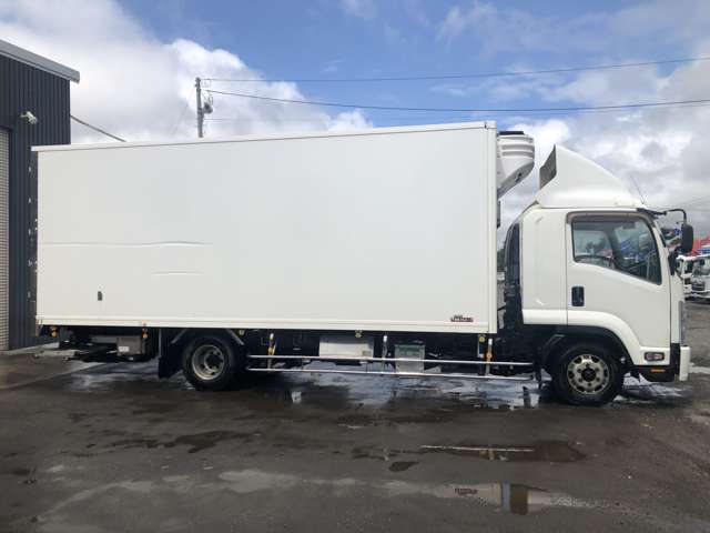 Isuzu Forward 4