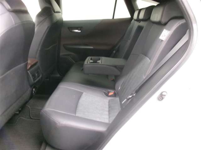 Toyota Harrier 11