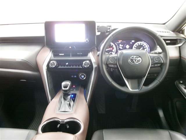 Toyota Harrier 5