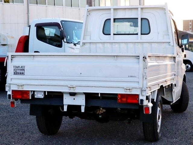 Toyota Town Ace Truck 3