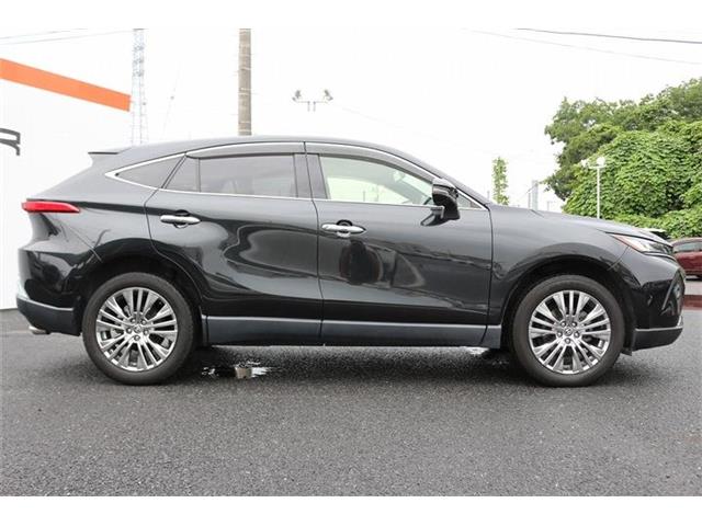 Toyota Harrier 9