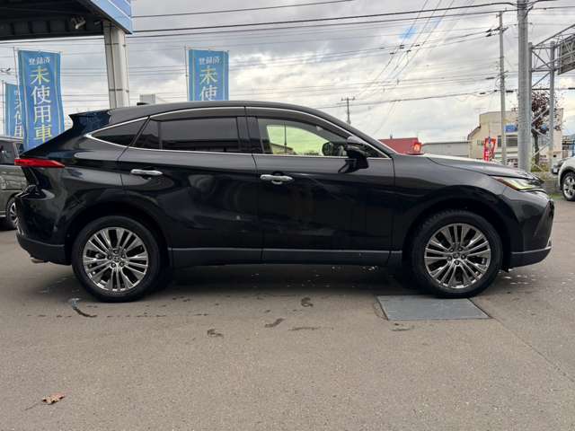 Toyota Harrier 8