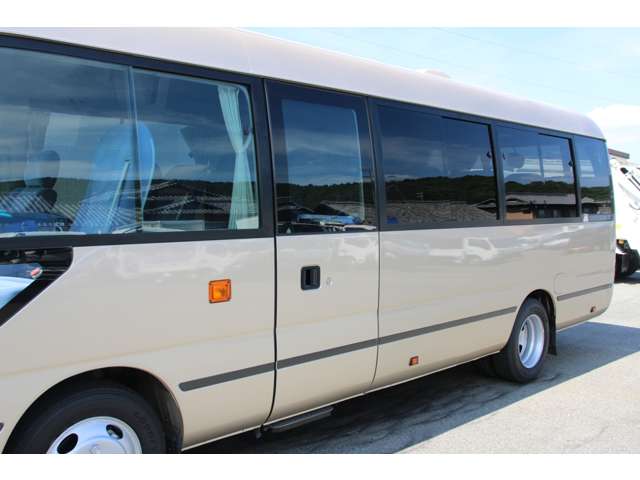 Toyota Coaster 12
