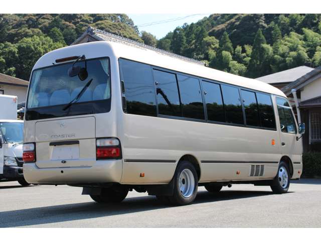 Toyota Coaster 7