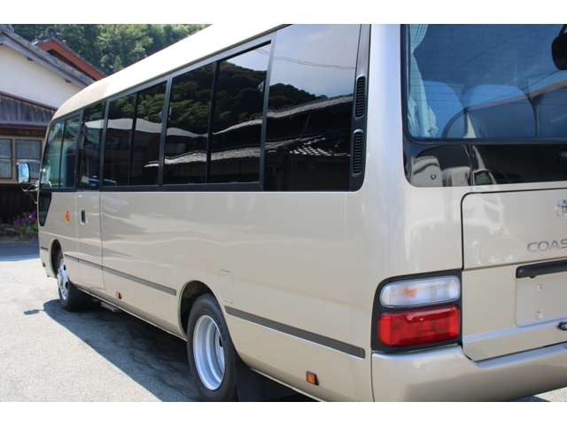 Toyota Coaster 9