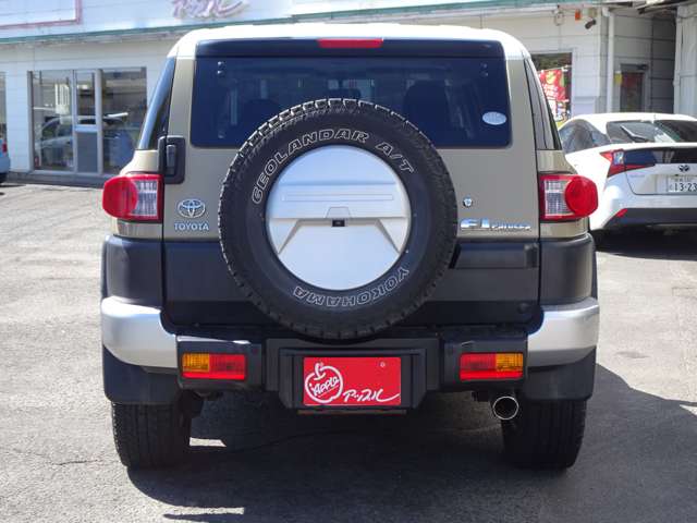 Toyota FJ Cruiser 5