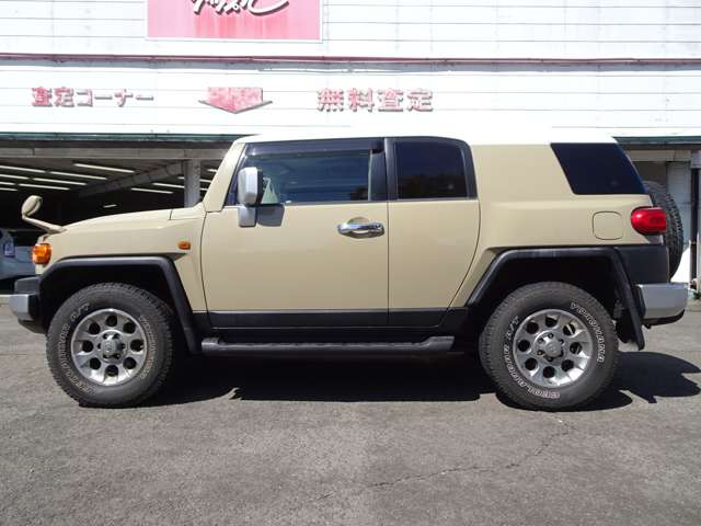 Toyota FJ Cruiser 7