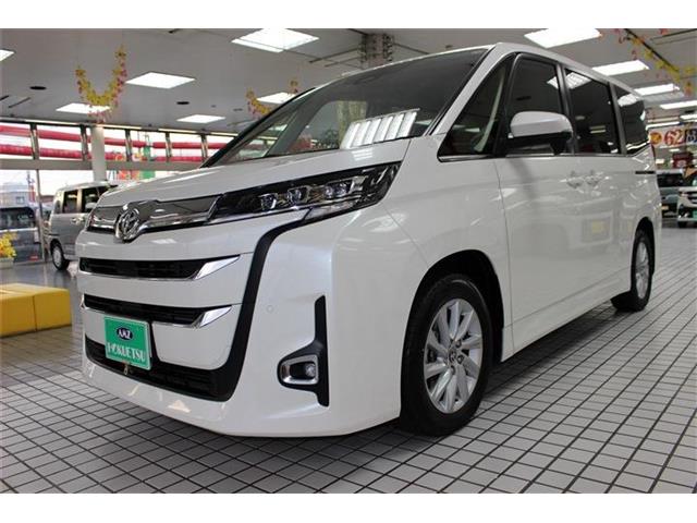 Toyota Noah 7