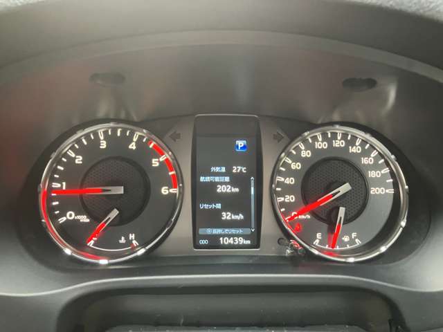 Toyota Hilux 4