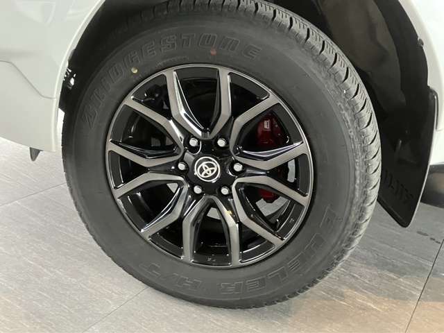 Toyota Hilux 6