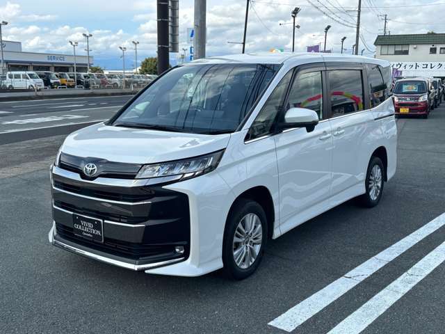 Toyota Noah 2