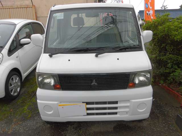 Mitsubishi Minicab Truck 2