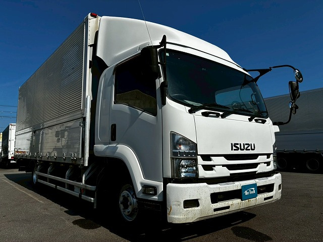 Isuzu Forward 11