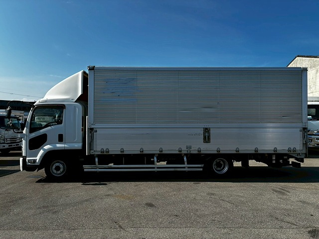 Isuzu Forward 12