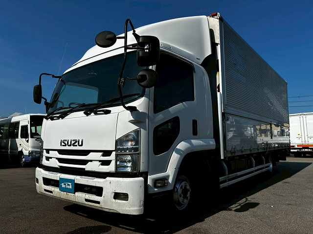 Isuzu Forward 9