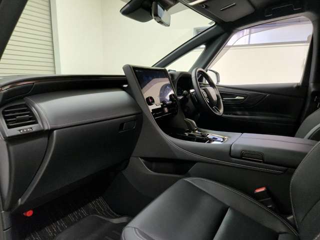 Toyota Alphard 5
