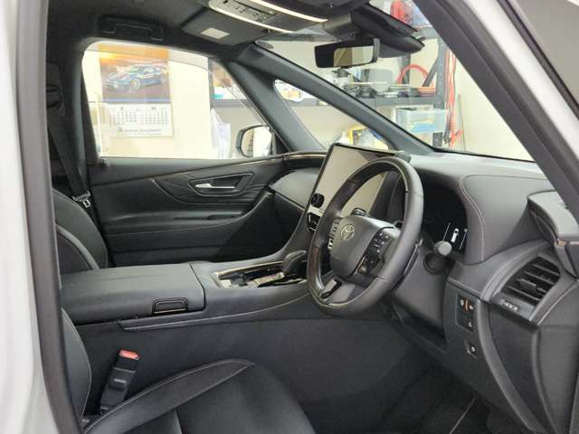 Toyota Alphard 8