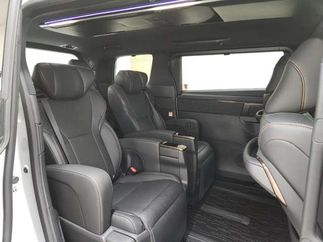 Toyota Alphard 10