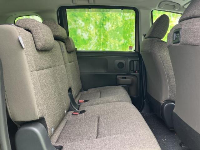 Toyota Sienta 7