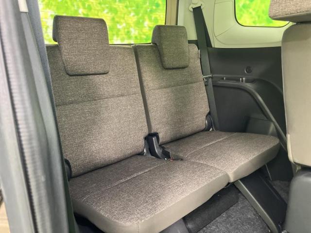 Toyota Sienta 8