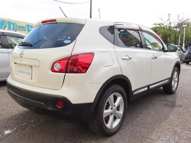 Nissan Dualis 5